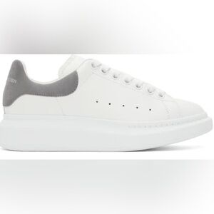 Alexander McQueen Men's Sneakers in White and Gray